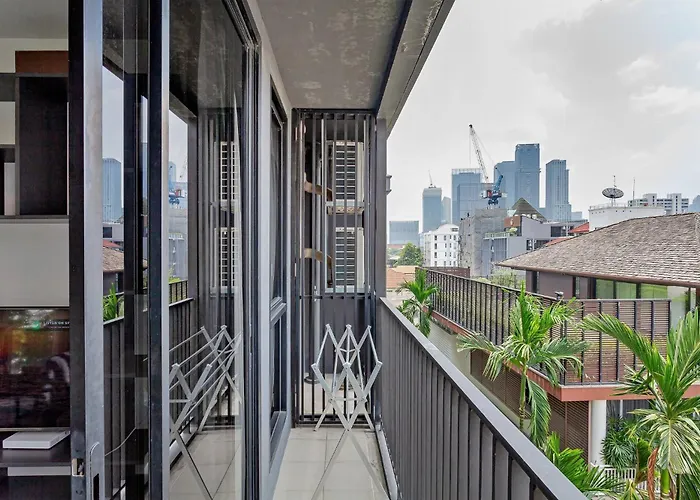 Pet Friendly House Near Bts Pluenjit Holiday home *