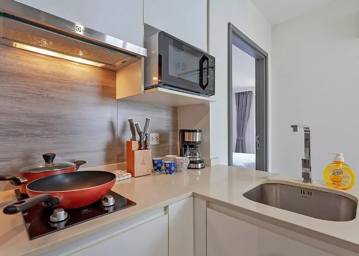 Pet Friendly House Near Bts Pluenjit