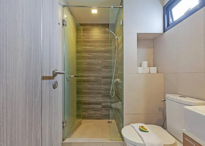 Pet Friendly House Near Bts Pluenjit Holiday home *