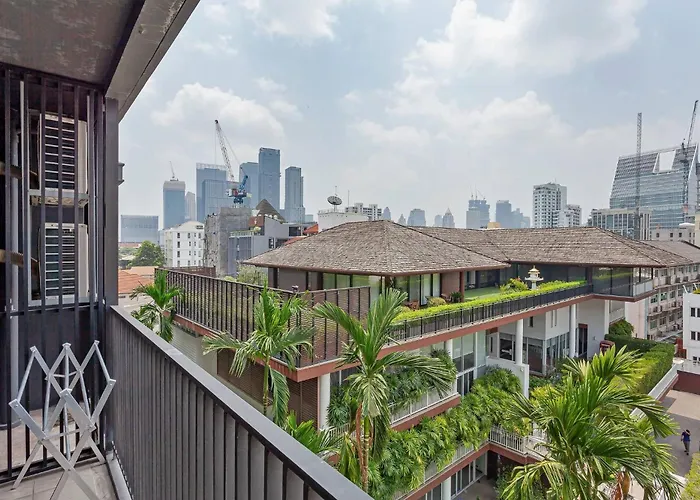 Pet Friendly House Near Bts Pluenjit